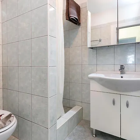 In With Kitchen Apartment Stinjan
