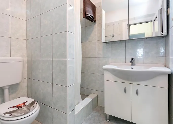 In With Kitchen Lejlighed Štinjan